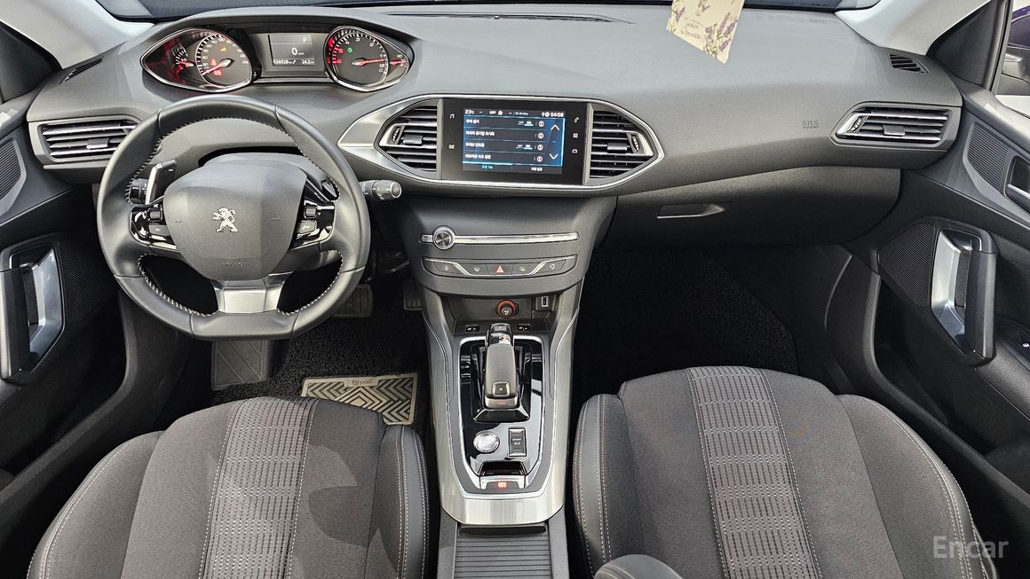 Peugeot 308 - фото 6