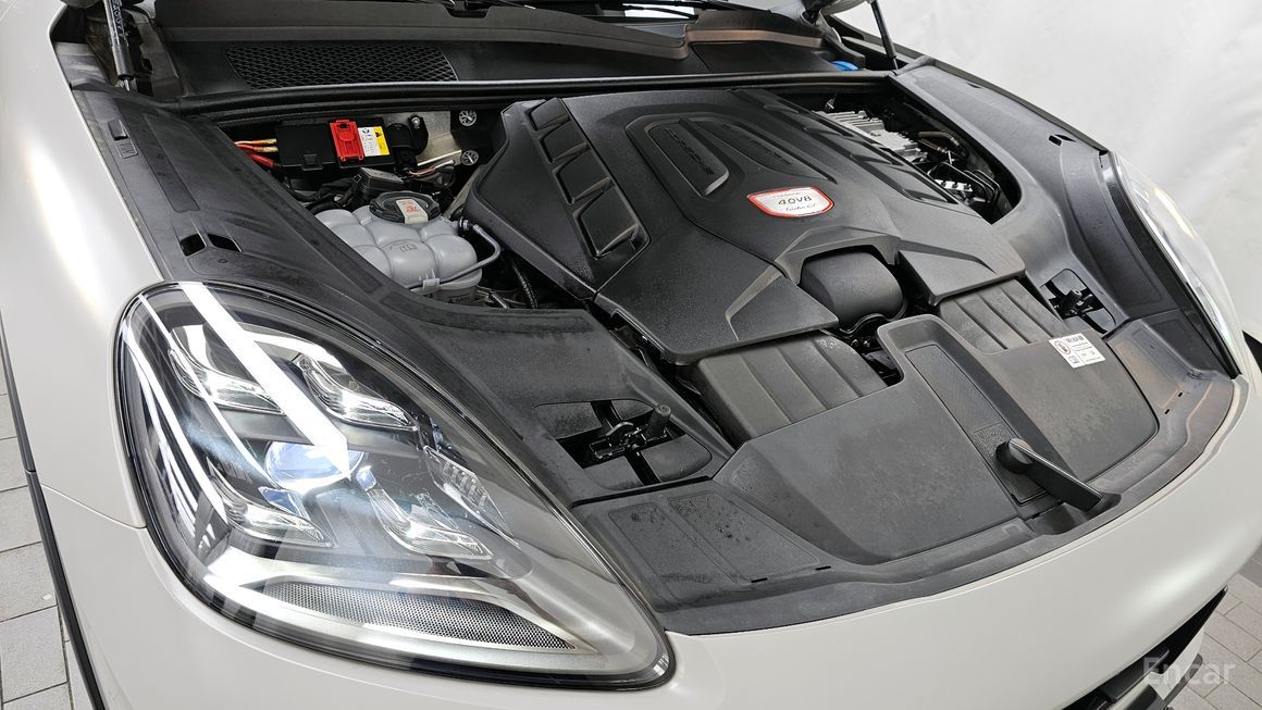 Porsche Cayenne - фото 5