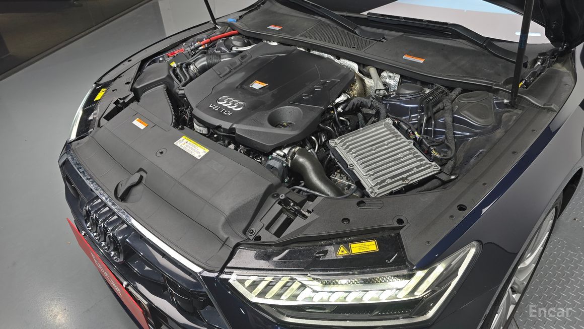 Audi A7 - фото 5