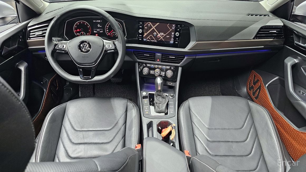 Volkswagen Jetta - фото 6