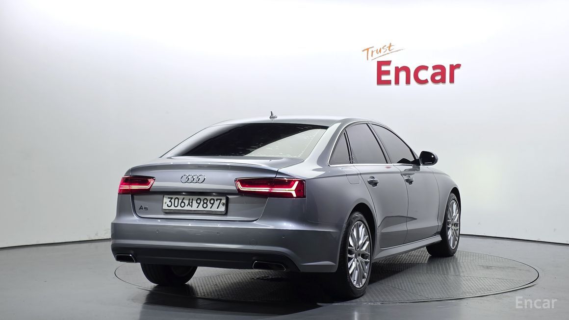 Audi A6 - фото 1