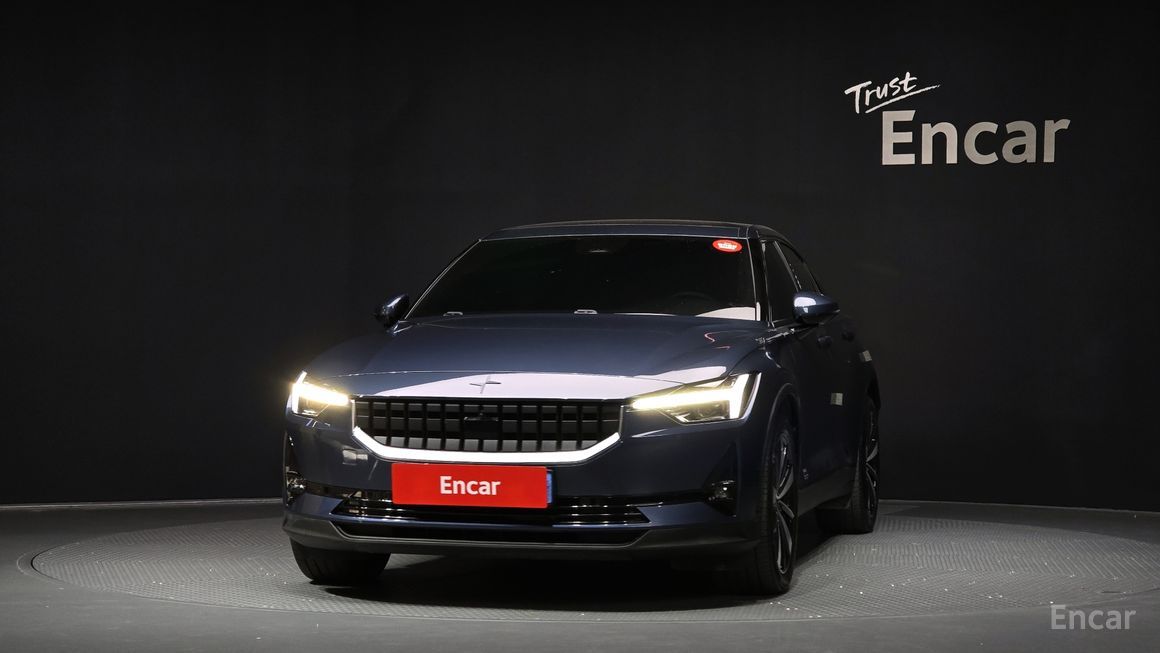 Polestar 2 - фото 2