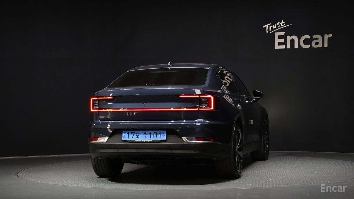 Polestar 2 - фото 3