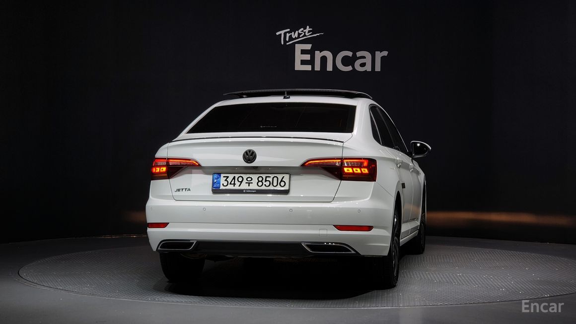 Volkswagen Jetta - фото 3
