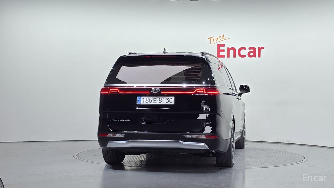 Kia Carnival - фото 3