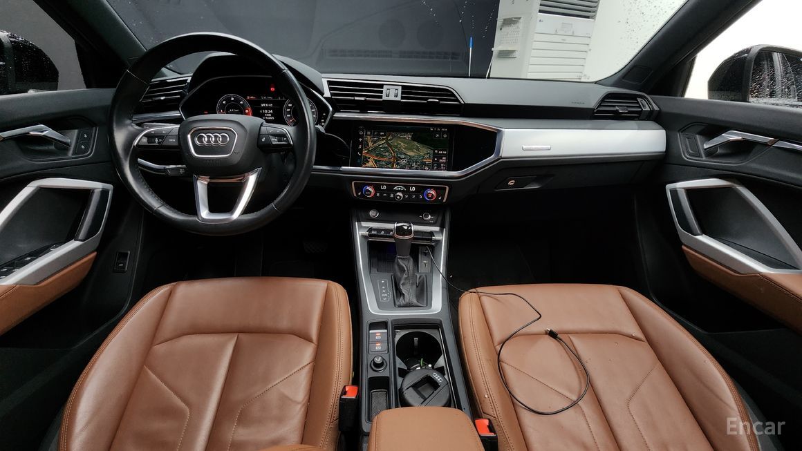 Audi Q3 - фото 6