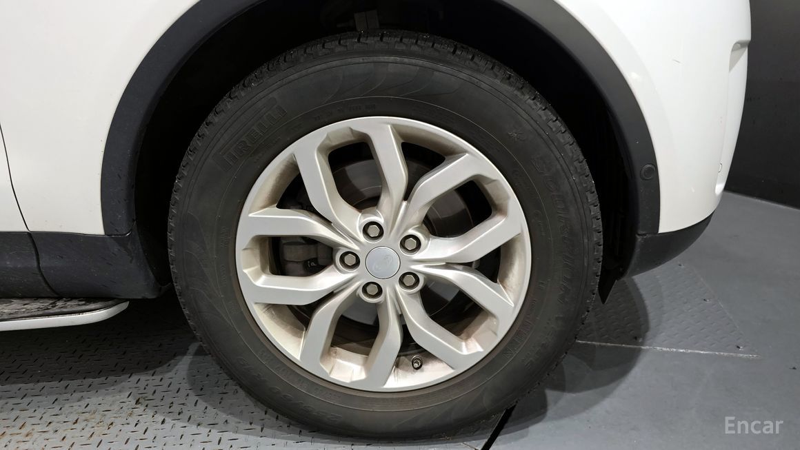 Land Rover Discovery - фото 4