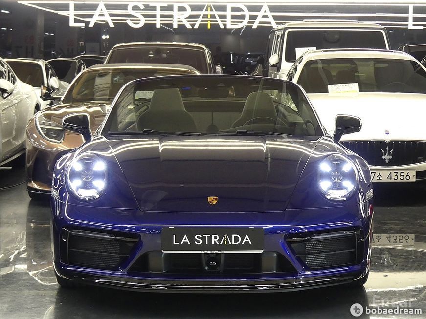 Porsche 911 - фото 0