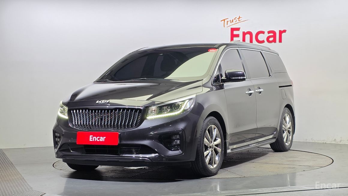 Kia Carnival - фото 0