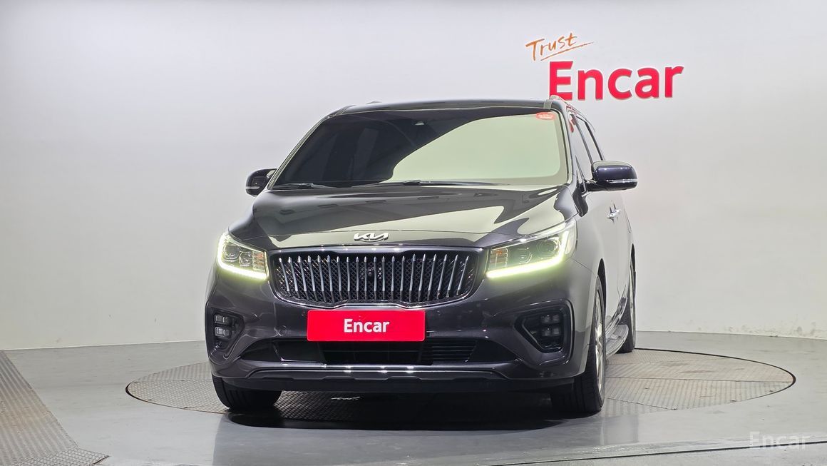 Kia Carnival - фото 2