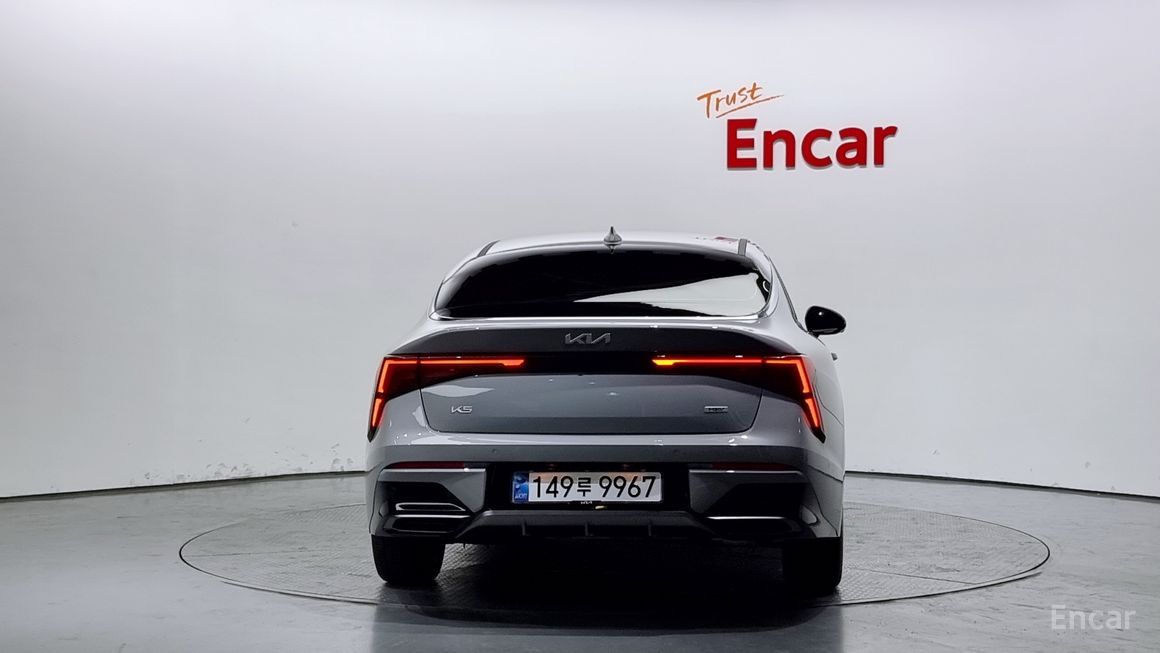 Kia K5 - фото 3