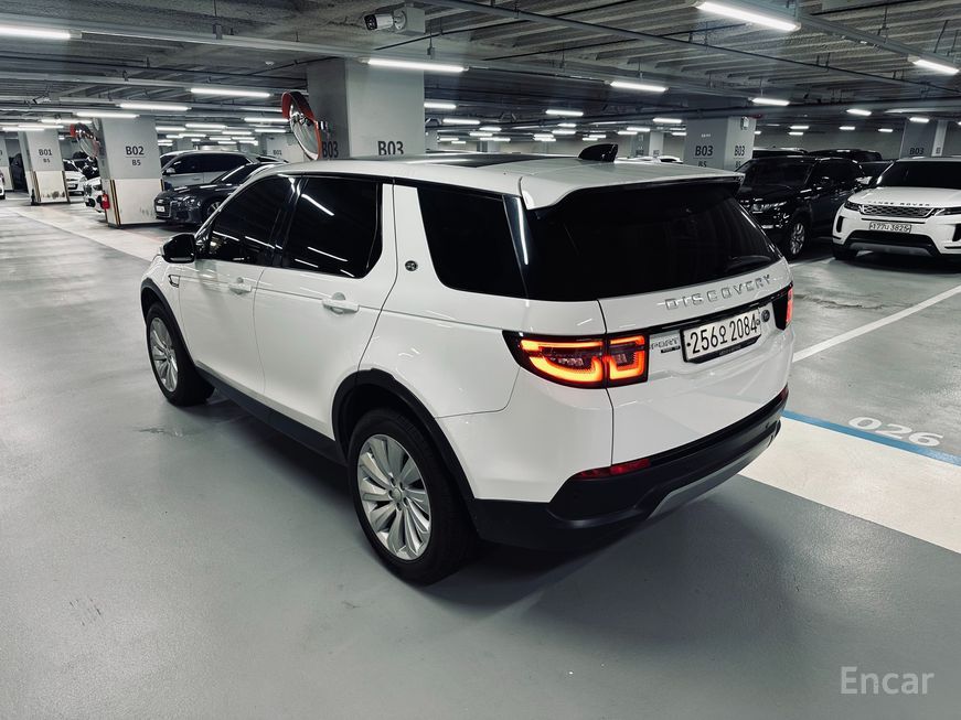 Land Rover Discovery Sports - фото 2