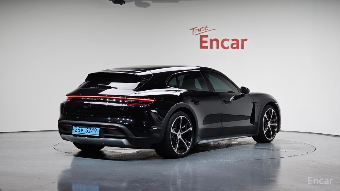 Porsche Taikan - фото 1