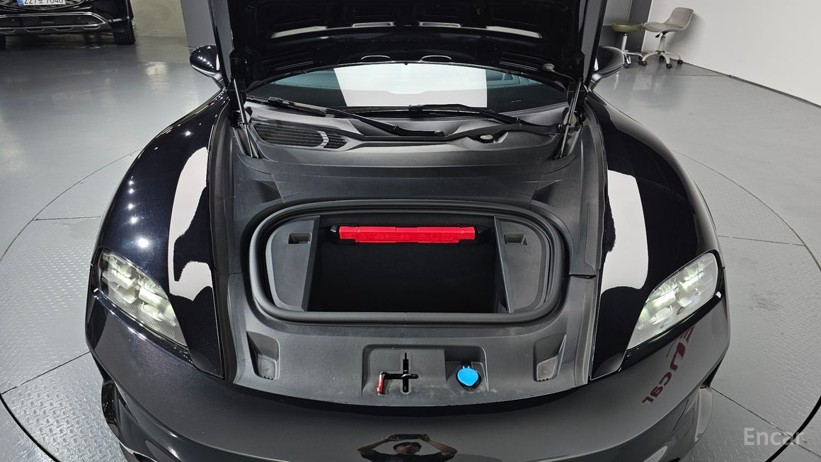 Porsche Taikan - фото 5