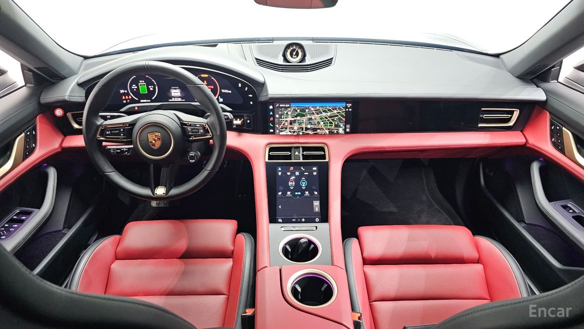 Porsche Taikan - фото 6