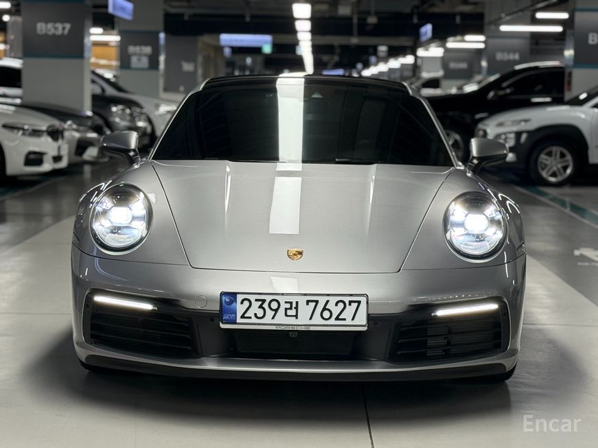 Porsche 911 - фото 0