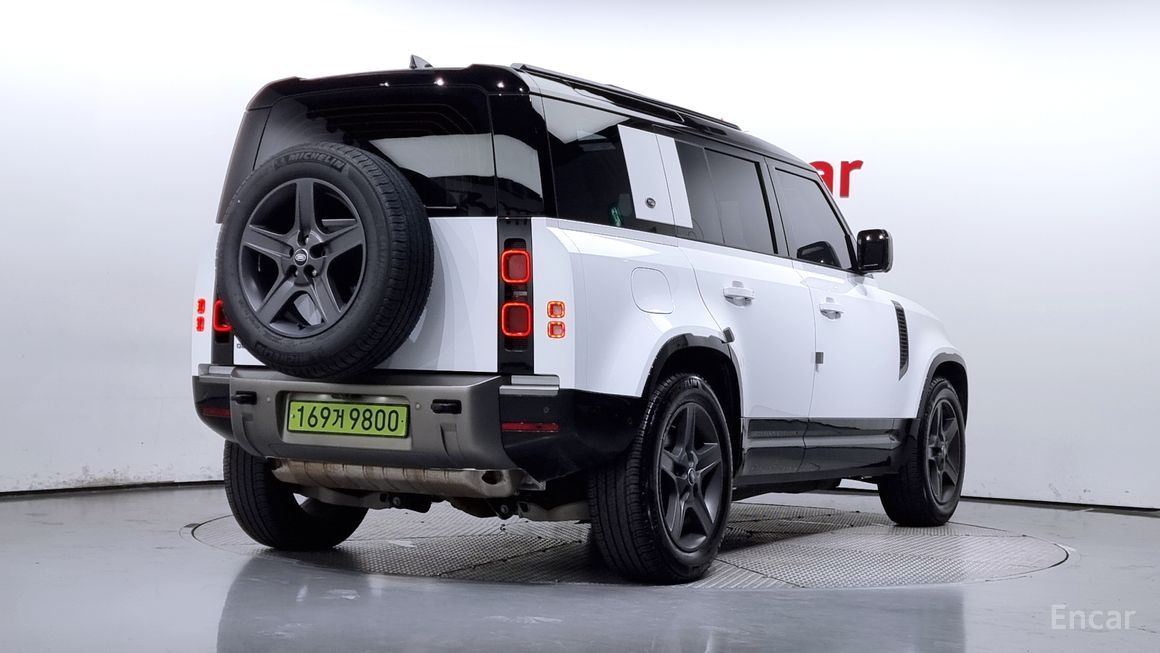 Land Rover Defender - фото 1