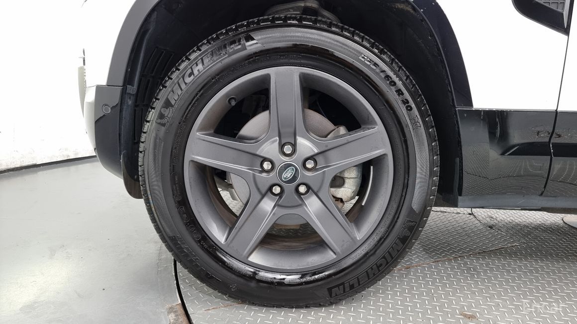 Land Rover Defender - фото 4