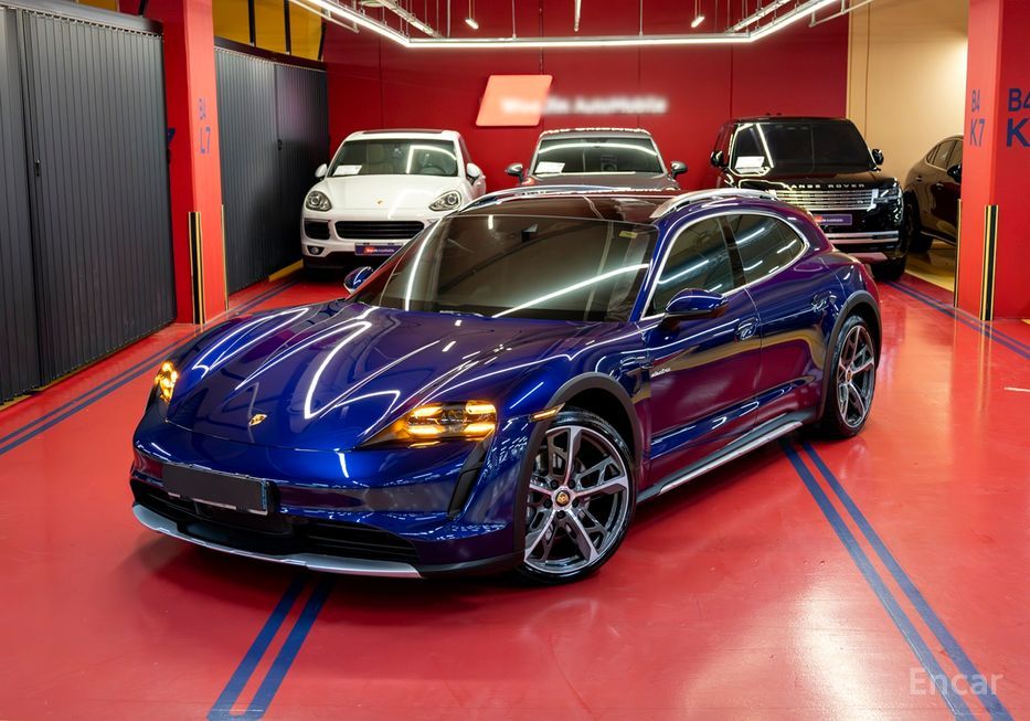 Porsche Taikan - фото 2