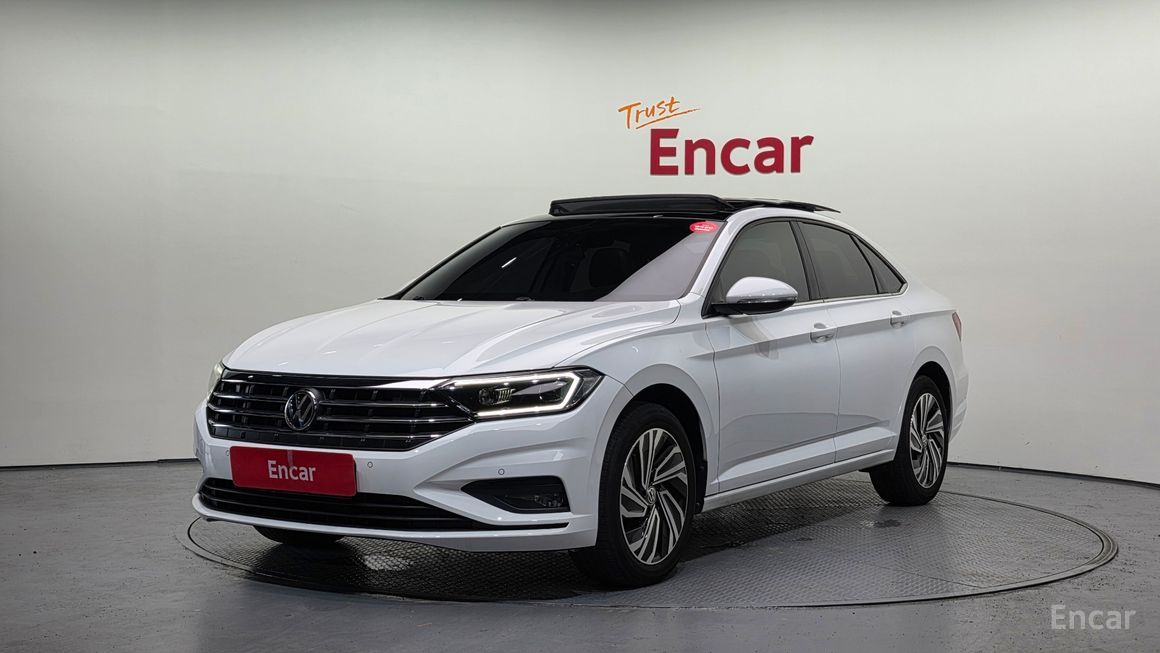 Volkswagen Jetta - фото 0