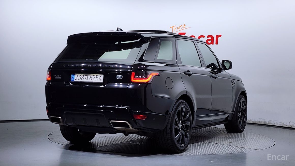 Land Rover Range Sport - фото 1