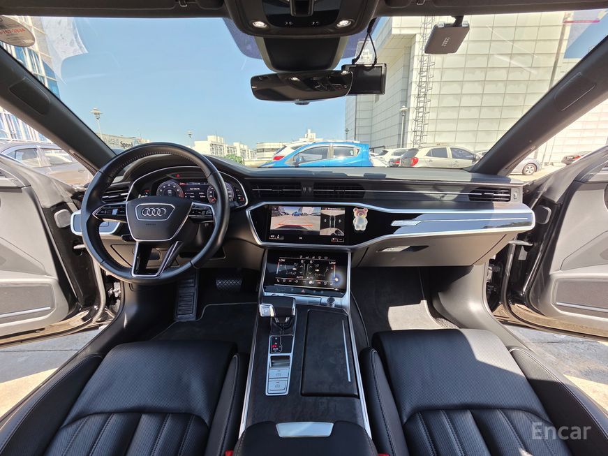 Audi A7 - фото 5