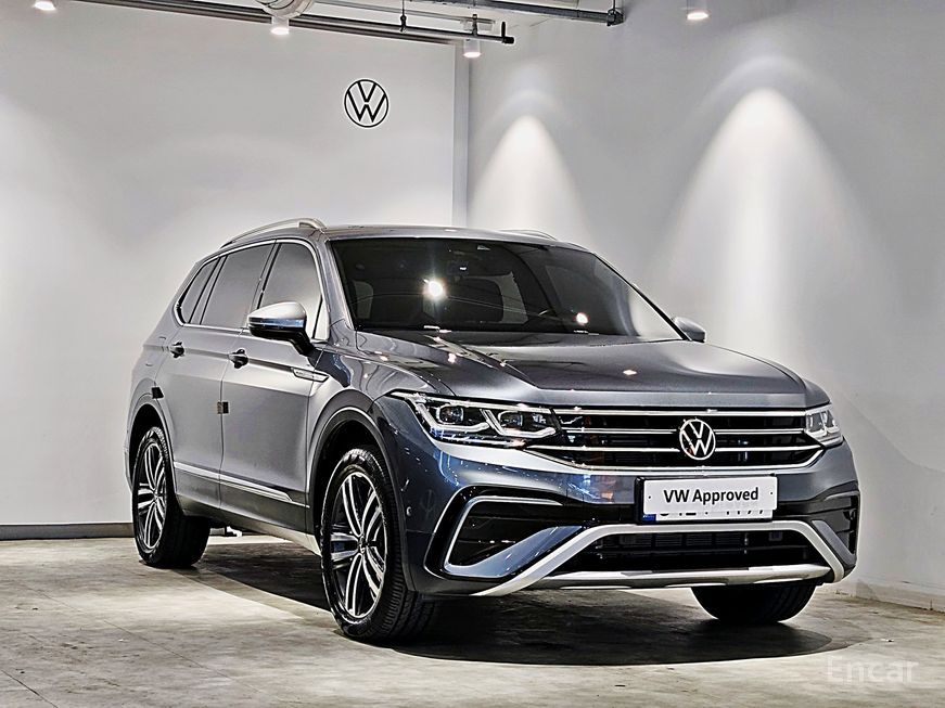 Volkswagen Tiguan - фото 0