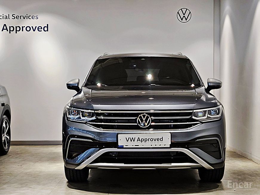 Volkswagen Tiguan - фото 2