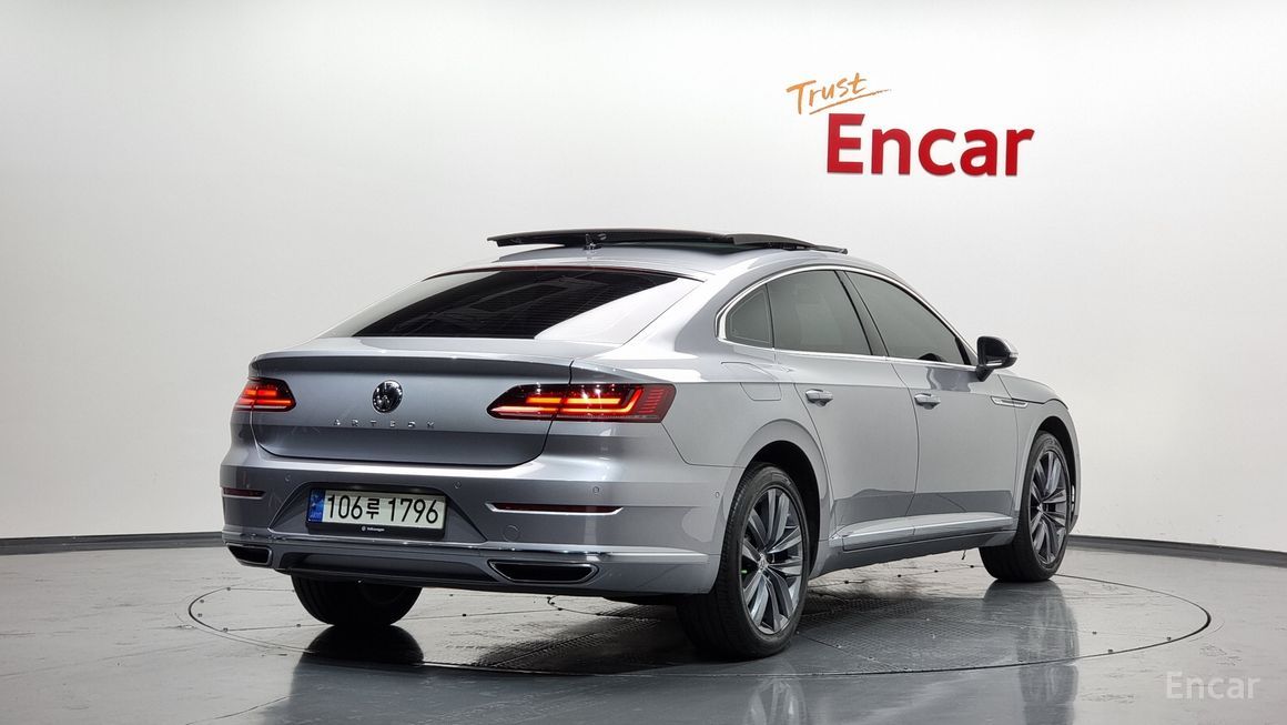 Volkswagen Arteon - фото 1
