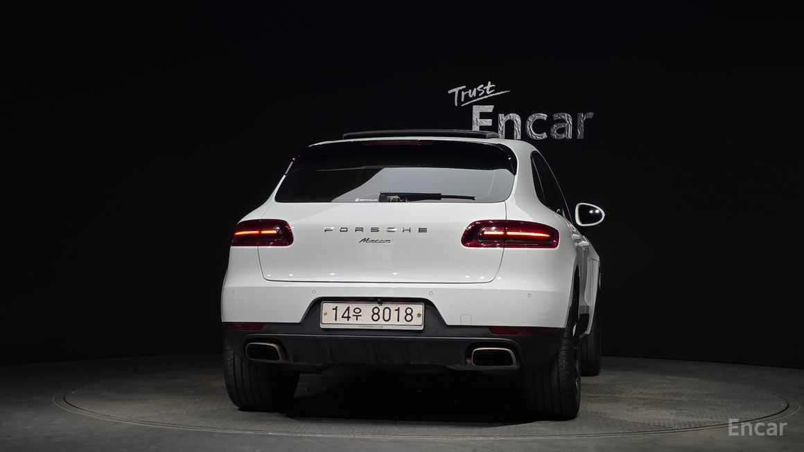 Porsche Macan - фото 3