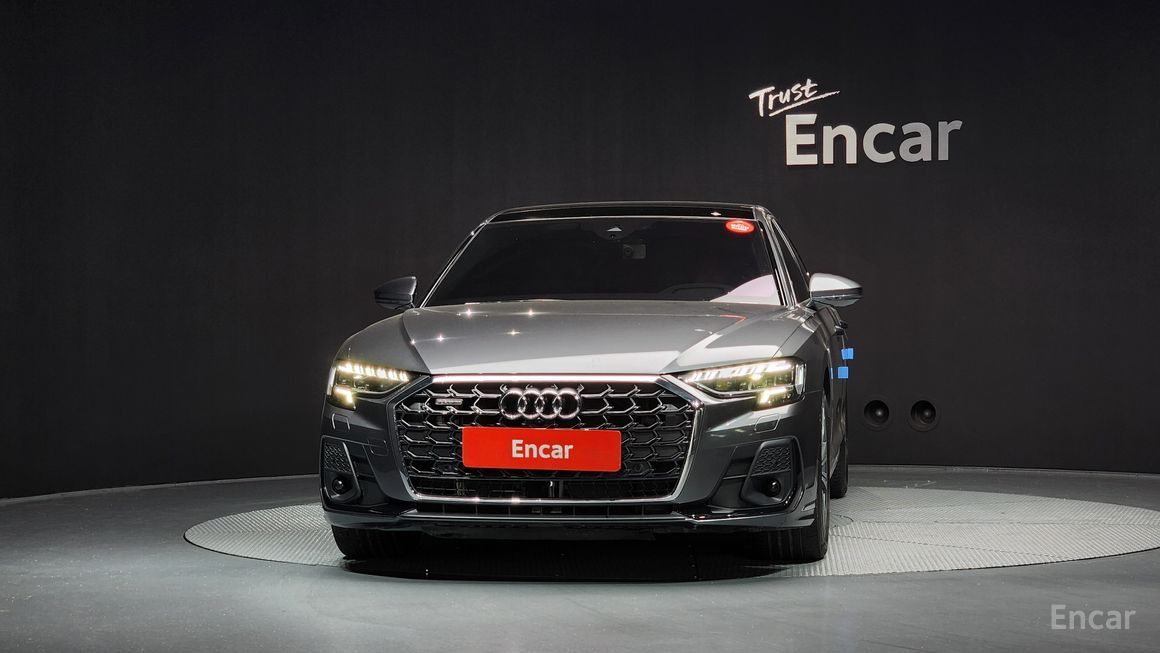 Audi A8 - фото 2
