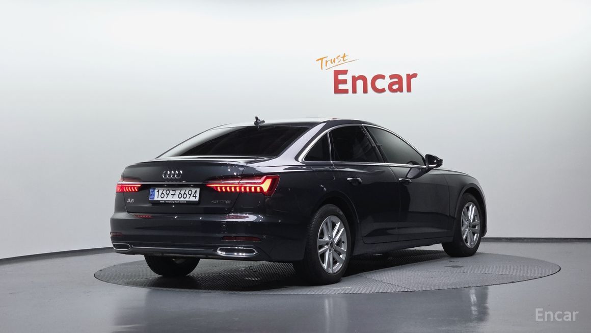 Audi A6 - фото 1