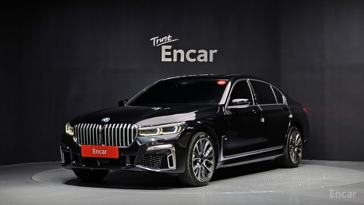 BMW 7 Series - фото 0