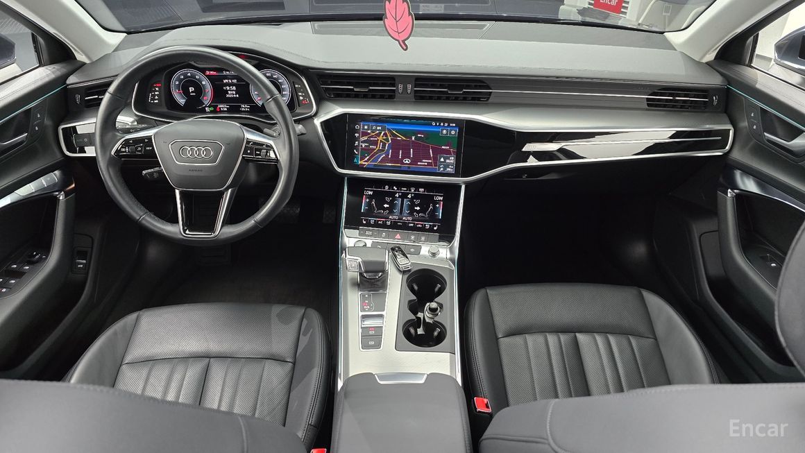Audi A6 - фото 6