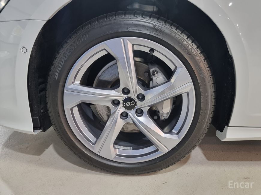 Audi A6 - фото 4