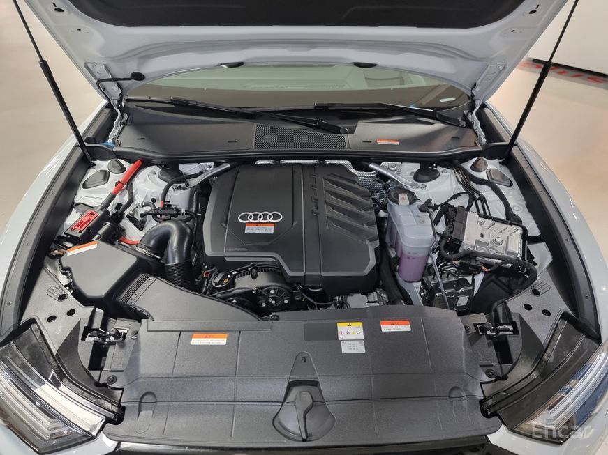 Audi A6 - фото 5