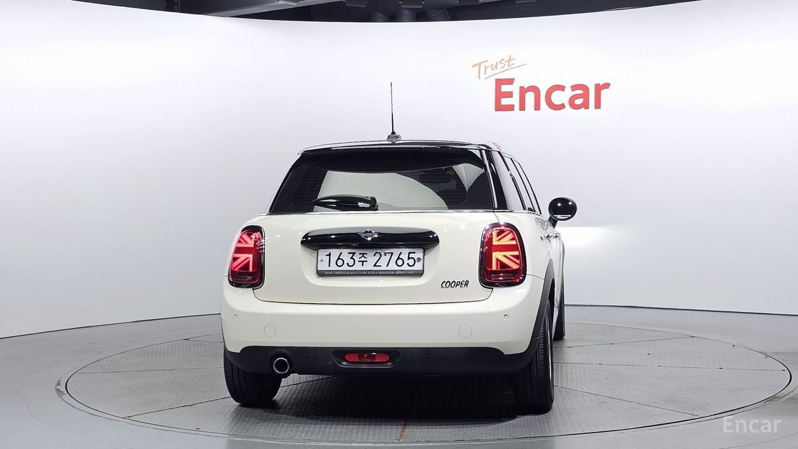 Mini Cooper - фото 3