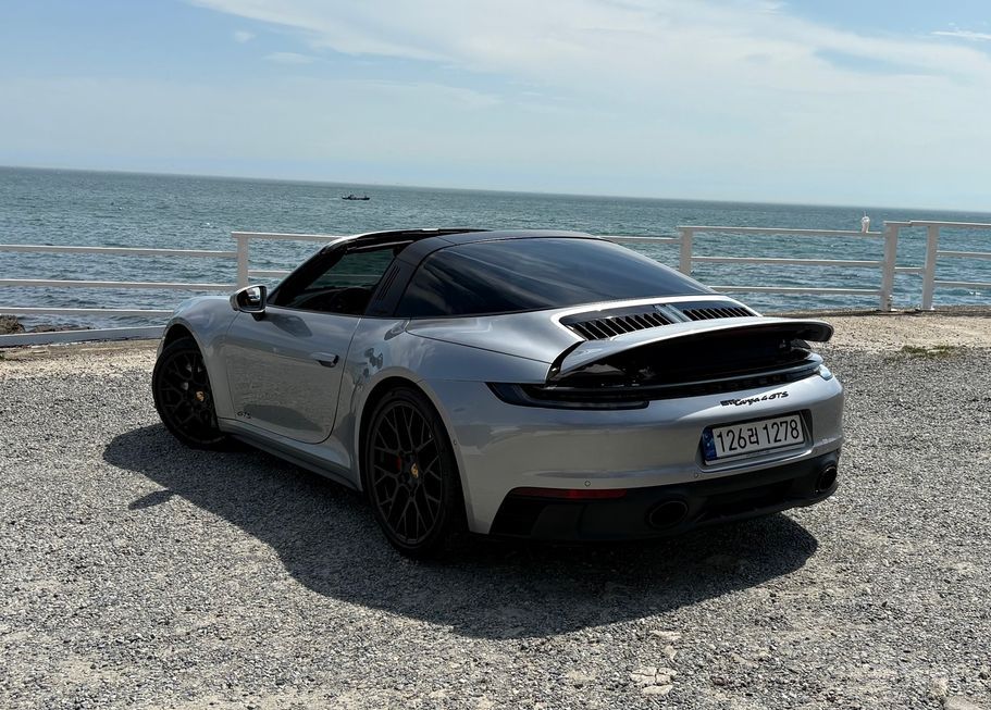 Porsche 911 - фото 6