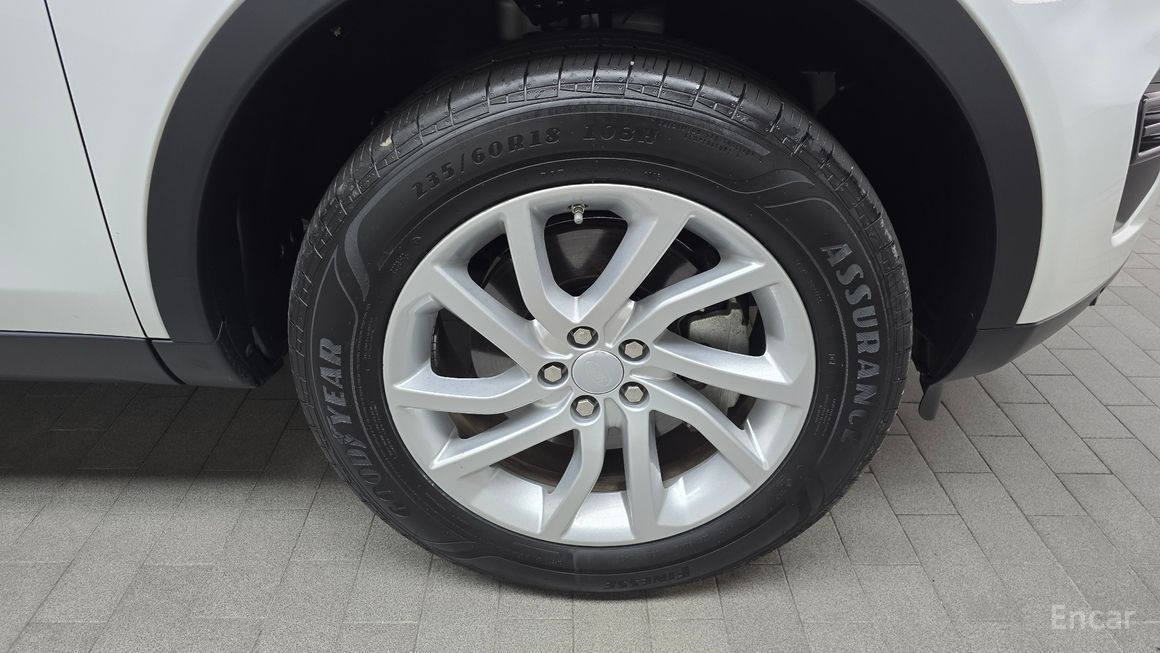 Land Rover Discovery Sports - фото 4