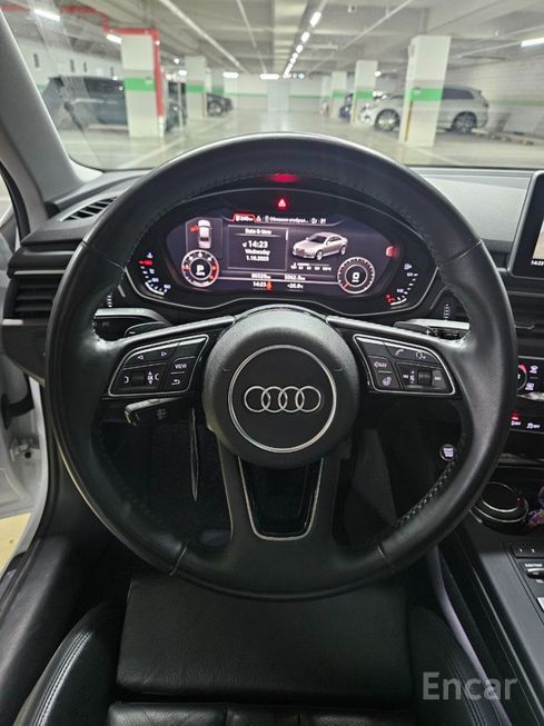 Audi A4 - фото 5