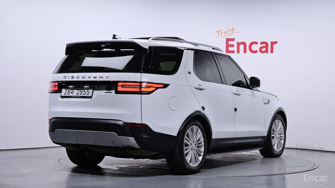 Land Rover Discovery - фото 1