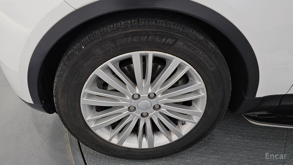 Land Rover Discovery - фото 4