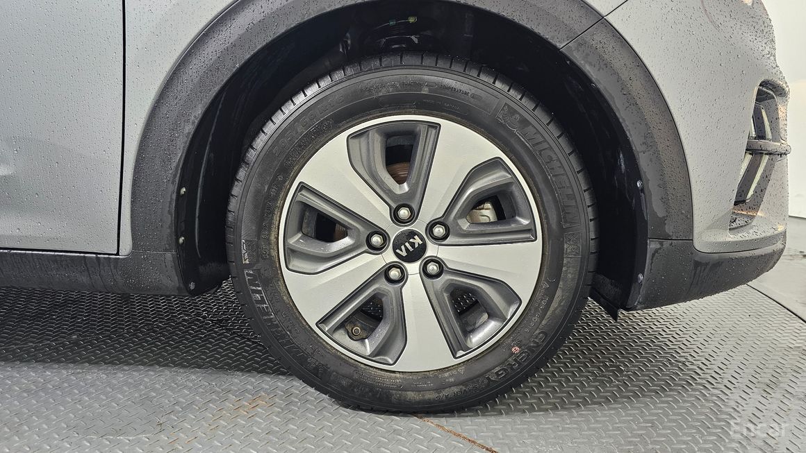 Kia Niro - фото 4