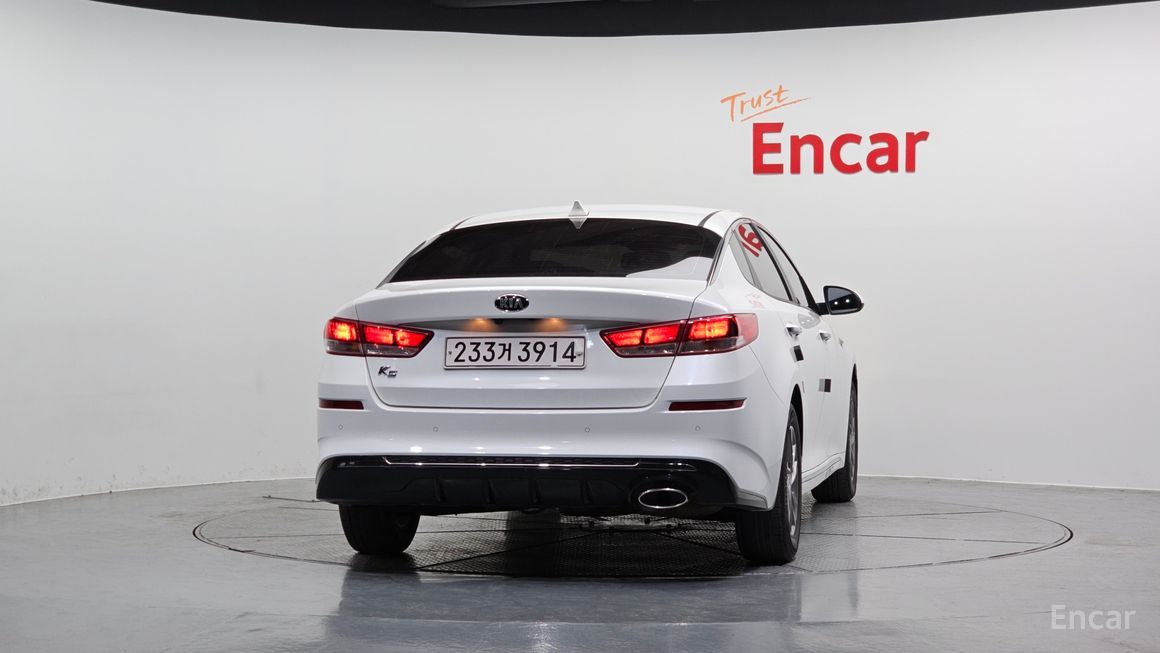 Kia K5 - фото 3