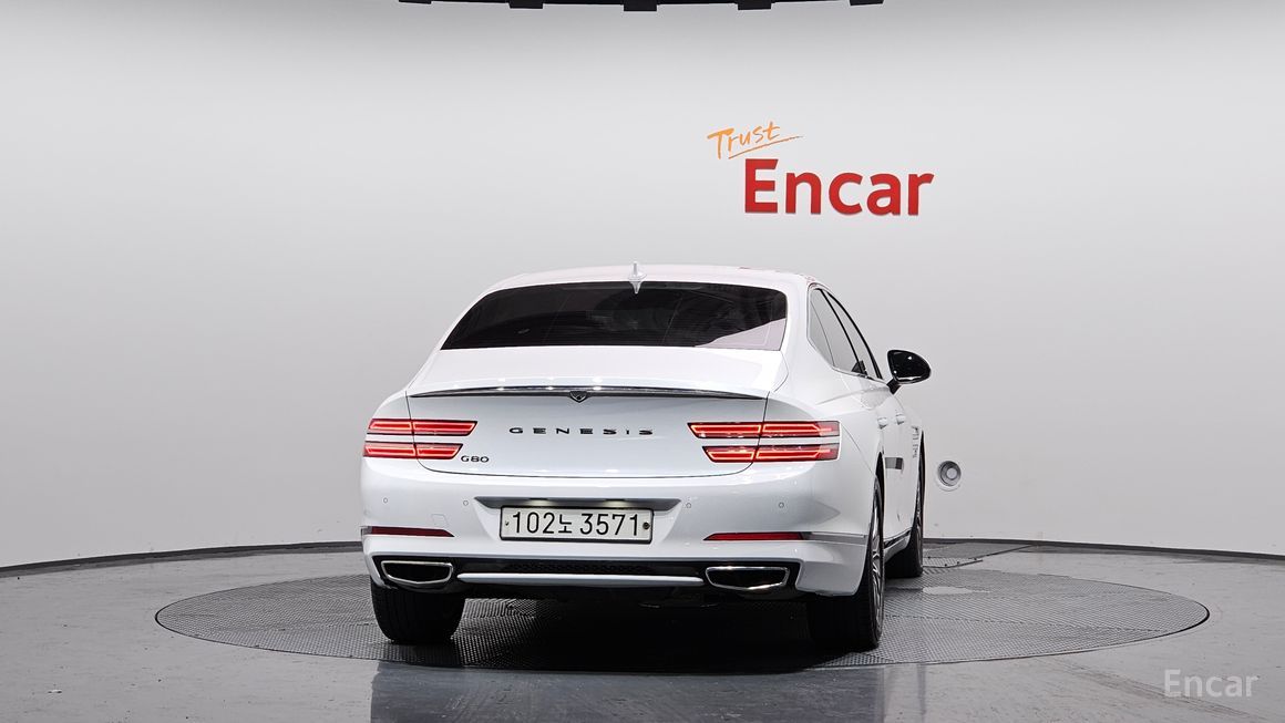 Genesis G80 - фото 3