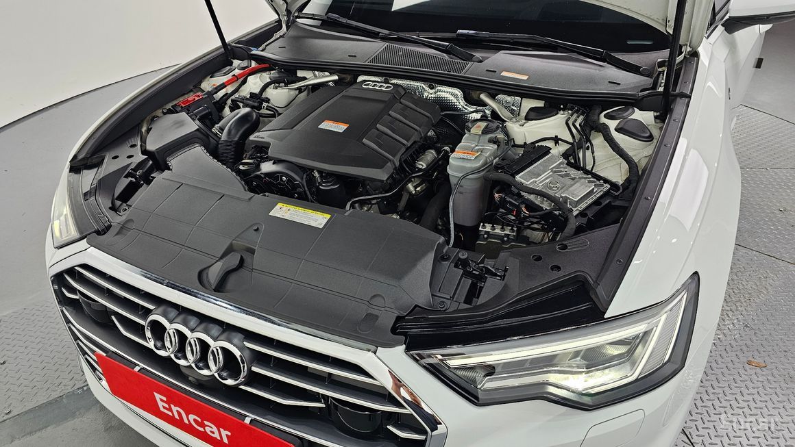 Audi A6 - фото 5