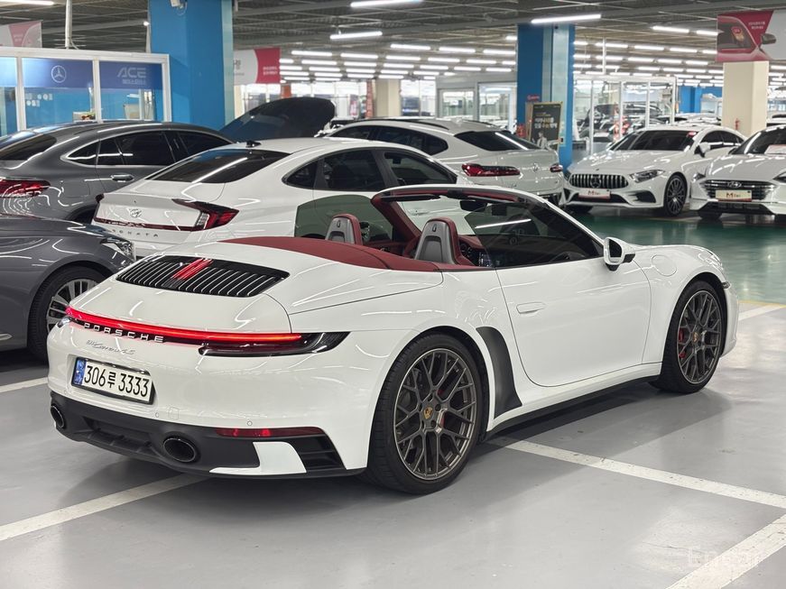 Porsche 911 - фото 1