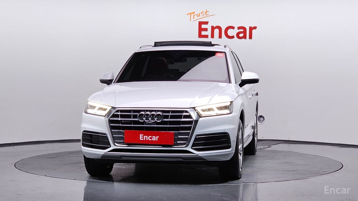 Audi Q5 - фото 2