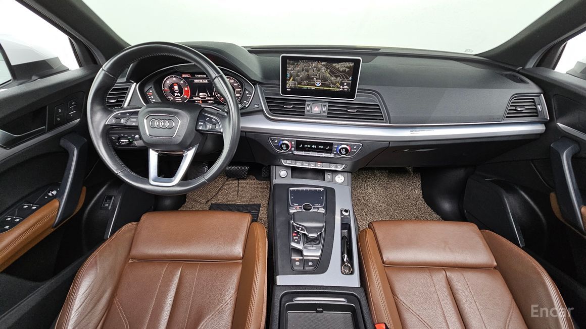 Audi Q5 - фото 6