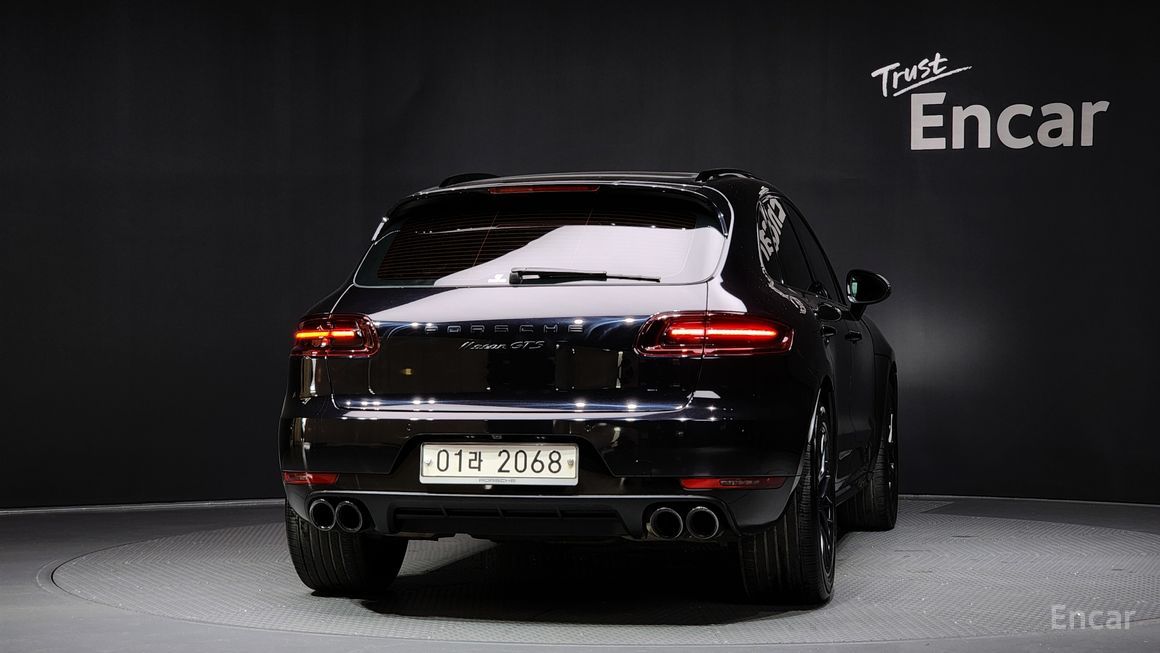Porsche Macan - фото 3